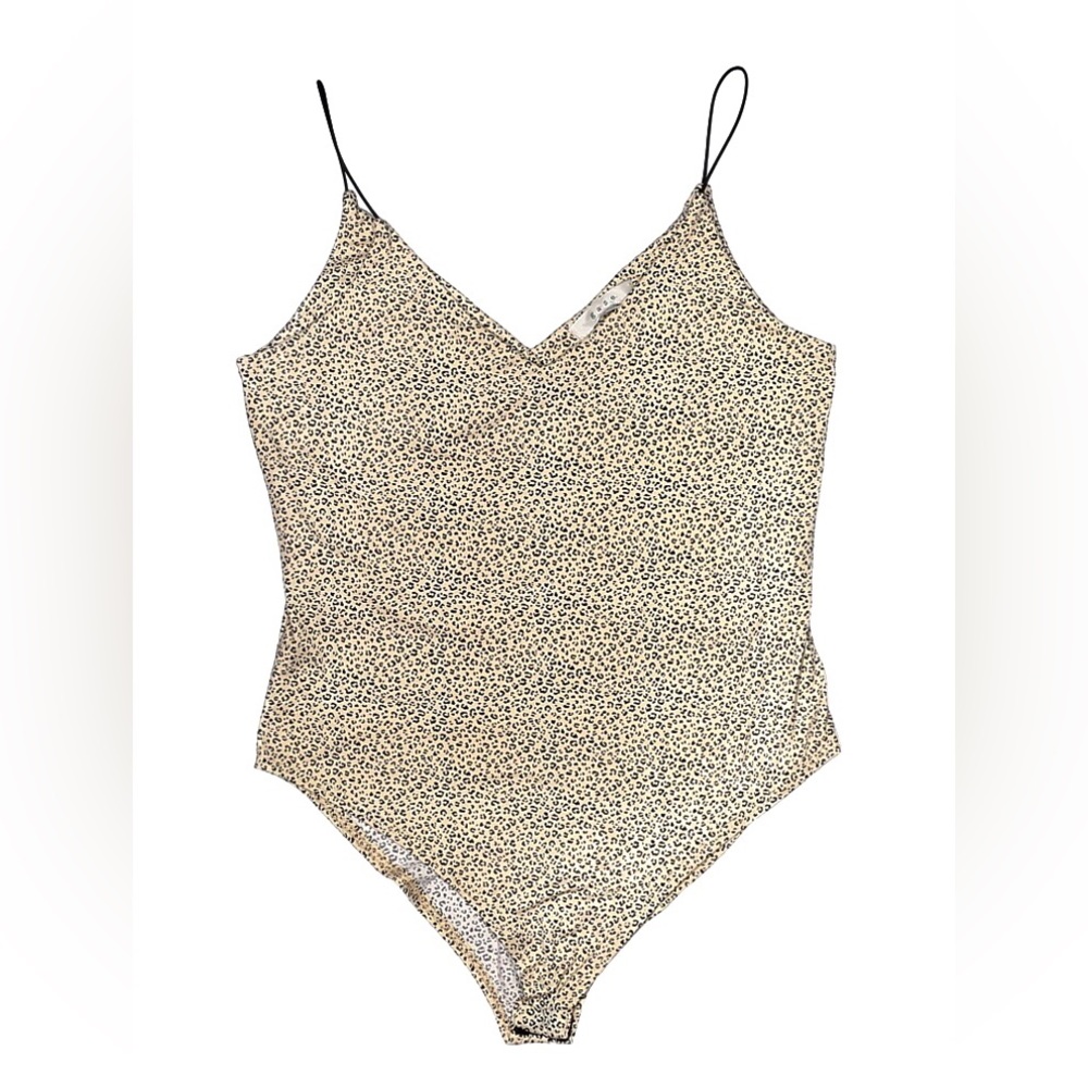 Gaze leopard / Cheetah print bodysuit, women’s size Small snap closure sexy cool
